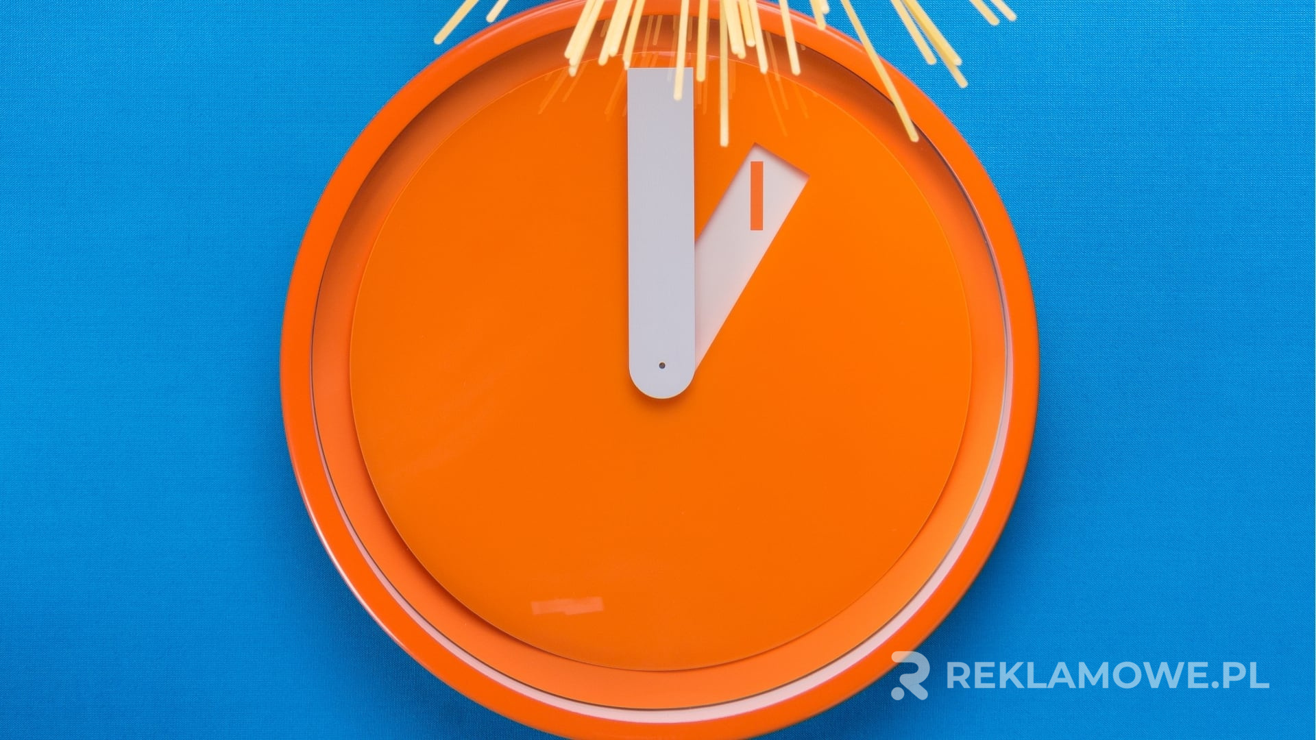 Zegary reklamowe wpływające na wyniki sprzedaży